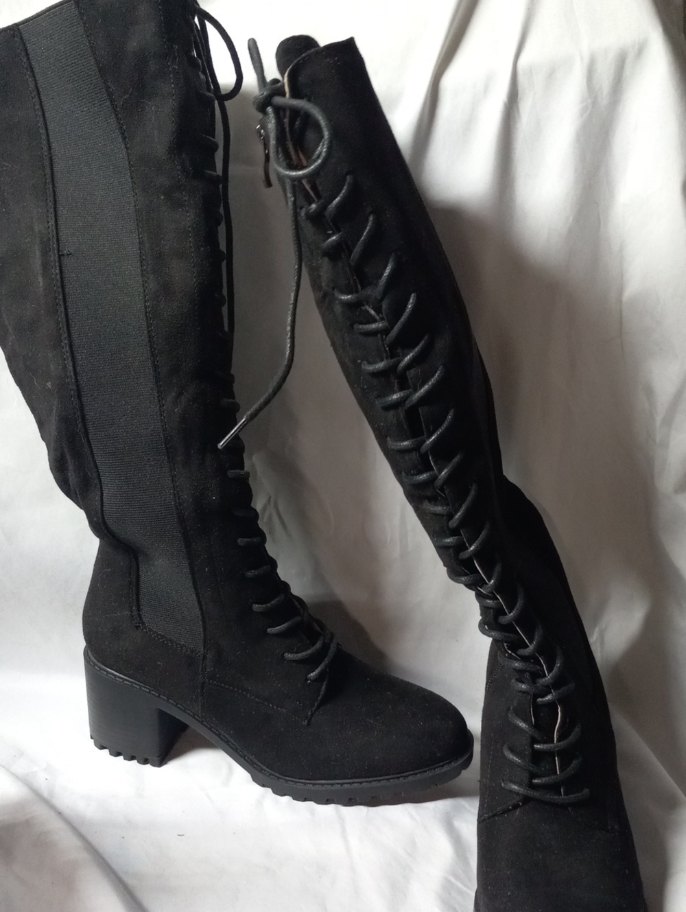 Women’s Black Lace-Up Knee-High Block Heel Boots